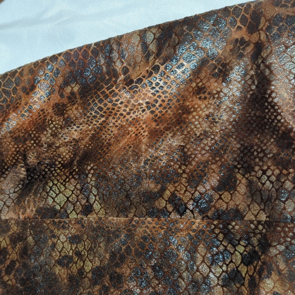 NueVa Reptile Snake Print Full Zip Long Line Lightweight Shimmer Jacket HAS HOLE - Picture 3 of 10